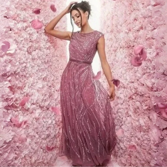 NWT | Mac Duggal 5445 Plum Pink Cap Sleeve Embellished Evening Gown Size 12 - Picture 1 of 14